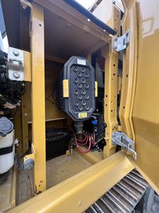 รถขุดตีนตะขาบ CAT 323 ราคาดี ขายดี รถขุดมือสอง อุปกรณ์หนักมือสอง เครื่องจักรก่อสร้างมือสอง 23 ตัน - Product Image 4