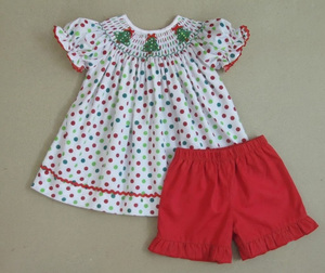 Robe de Noël smockée pour bébé fille, à pois, broderie arbre, manches bouffantes, tenue de fête pour tout-petit, robe vintage - Product Image 2
