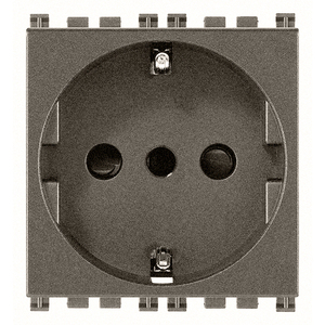เต้ารับโลหะ P30 16A 2P + T ขนาด5.1x4.3x5.3ซม. สำหรับติดตั้งระบบไฟฟ้า - Product Image 1