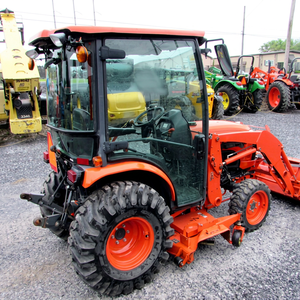 Kubota Wheel Tractor B2650HSDC Orange 4x4 Diesel Engine Used Tractor - Product Image 6