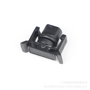 Land Rover Radiator Hose <b>Plug</b> AV618C083AB LR044290 Plastic 2mm Thickness For Freelander 2 <b>Replacement</b> - Product Image 2