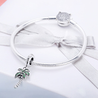 Breloque palmier plaqué argent avec incrustation de cristal vert, pendentif mignon en alliage pour cadeau unisexe