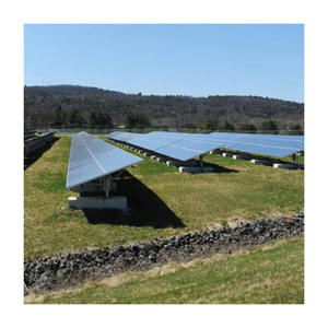 Acier C galvanisé à chaud sur mesure, pleine longueur, haute résistance, pour système de montage au sol de ferme solaire utilitaire de grande échelle - Product Image 1