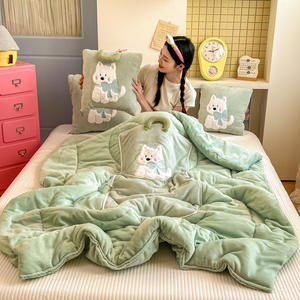 MM Winter-Herbst Milchvlies Applikation Stickerei Frischer Stil 2-in-1 Kissen-Klimaanlage-Decke Maßgefertigte Dicke Warme Geschenkdecke für Zuhause - Product Image 4