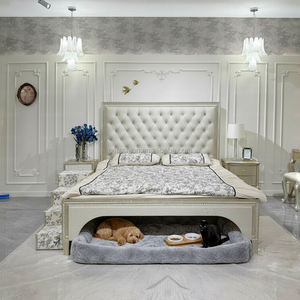Cadre de lit capitonné de luxe moderne, taille King, avec rangement pour animaux de compagnie, ensemble de meubles de chambre personnalisé - Product Image 3