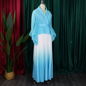 Derniers modèles de tenues africaines d'automne <span class=keywords><strong>pour</strong></span> femmes Ensemble deux pièces haut élégant à manches chauve-souris et jupe dégradée Vêtements <span class=keywords><strong>pour</strong></span> femmes - Product Image 4