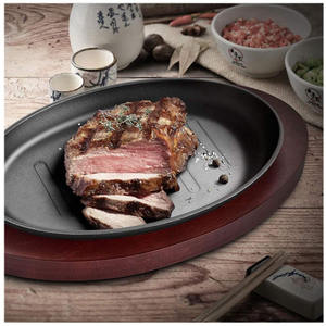 Unique <strong>Grilled</strong> Cast Iron Frying <strong>Pan</strong> Skillet Sizzling Plate Fish Shaped Plates With Wooden Base - Product Image 6