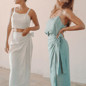 Couleur Verte Classique Design Irrégulier 2 Pièces Ensemble Personnalisé Décontracté Femmes D'été Jupe Ensemble Avec Écharpes - Product Image 3