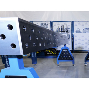 Soporte de soldadura SteelMax Trestle GPPH de 15mm de espesor, agujeros de 28mm en rejilla diagonal - Product Image 4