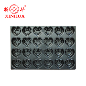 Nhà Máy Sản Xuất Sản Phẩm Mới Bán Buôn Tùy Chỉnh Không Dính Trái Tim Trái Tim Bánh Khuôn Khay Nướng - Product Image 1