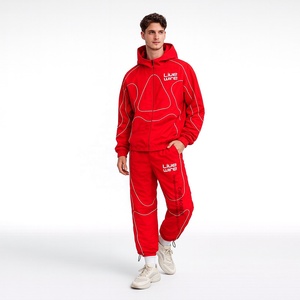 Tuta Sportiva Personalizzata con Giacca con Zip in Nylon e Pantaloni Jogger, Set con Striscia Riflettente 3M, Tuta Antivento per Uomo - Product Image 4