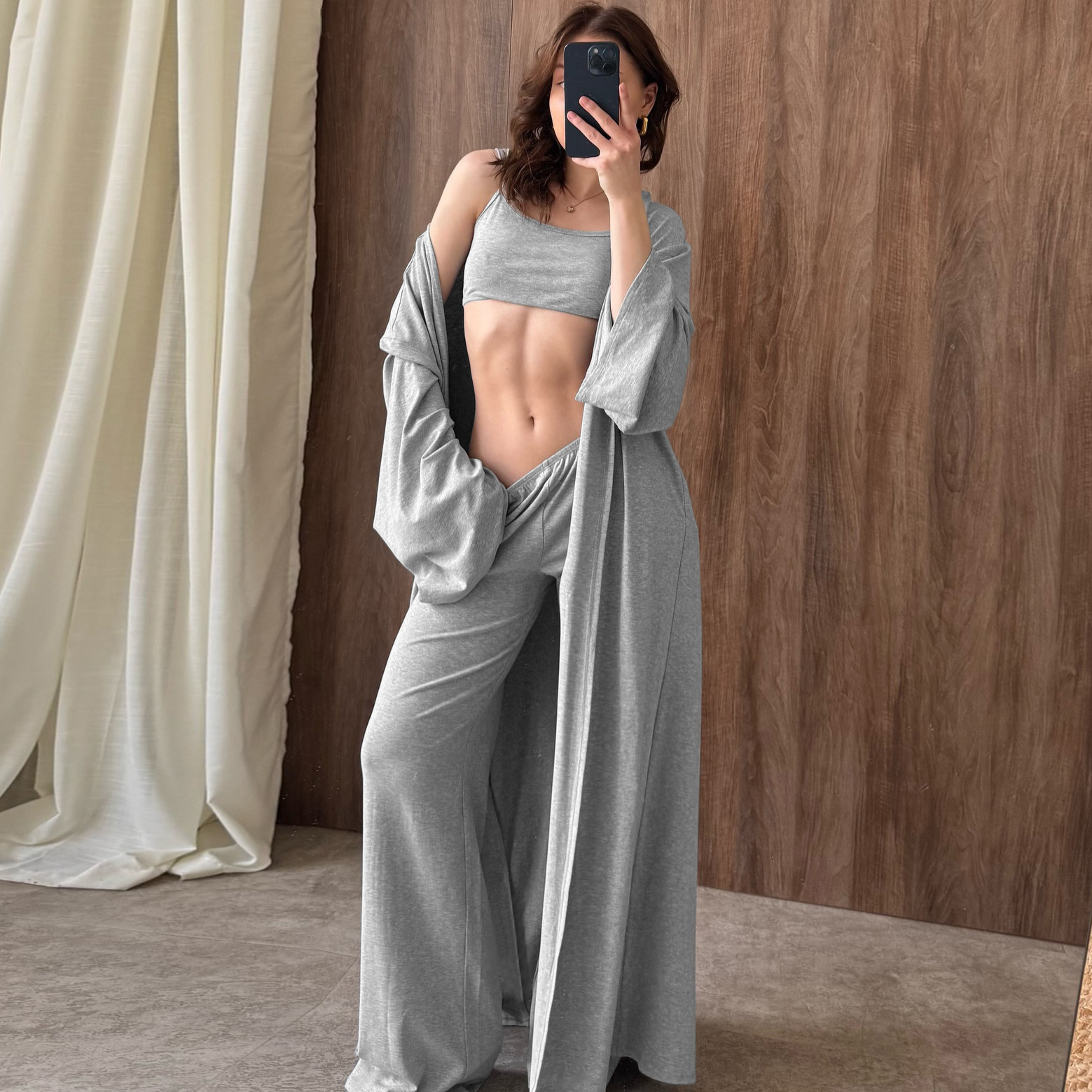 Gris