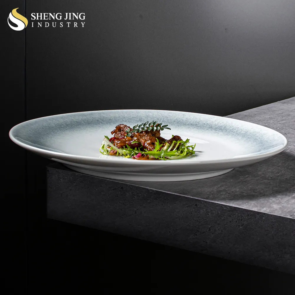 Shengjing ceramica nordica stoviglie all'ingrosso piatti rotondi & piatti forno porcellana blu stoviglie matrimonio per ristorante Hotel