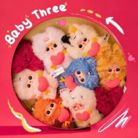 Authentische Niedliche Liebesgötter-Puppe mit Drei Amor-Gesichtern, Überraschungsbox, Superweicher Plüsch-Anhänger für Mädchen, Sammlerfigur, Geschenk