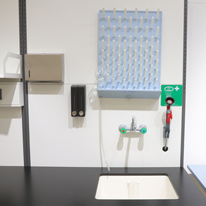 โต๊ะทดสอบเหล็ก โต๊ะปฏิบัติการในห้องปฏิบัติการ โต๊ะทำงานในห้องแล็บ เฟอร์นิเจอร์ห้องแล็บสำหรับโรงเรียนหรือมหาวิทยาลัย - Product Image 6