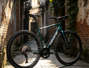 Bici <span class=keywords><strong>Elettrica</strong></span> da Strada in Fibra di Carbonio, Ultraleggera 15kg, Autonomia 90km, Freni a Disco Idraulici, per Uso Quotidiano e Corse in Città - Product Image 1