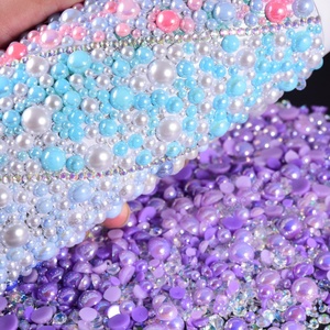 Oleeya Lots en gros de décorations pour vêtements en résine, strass et perles, et de pierres à ongles scintillantes à coller (flatback) pour le bricolage - Product Image 2