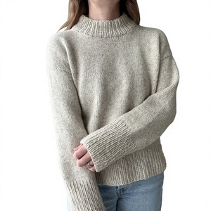 เสื้อสเวตเตอร์ไหมพรมคอกลมโอเวอร์ไซส์สำหรับผู้หญิง สีพื้น อุ่นสบาย สไตล์ลำลอง ปักลาย เสื้อคลุมฤดูหนาว ผู้ผลิต BD ผ้าฝ้าย 100% - Product Image 1
