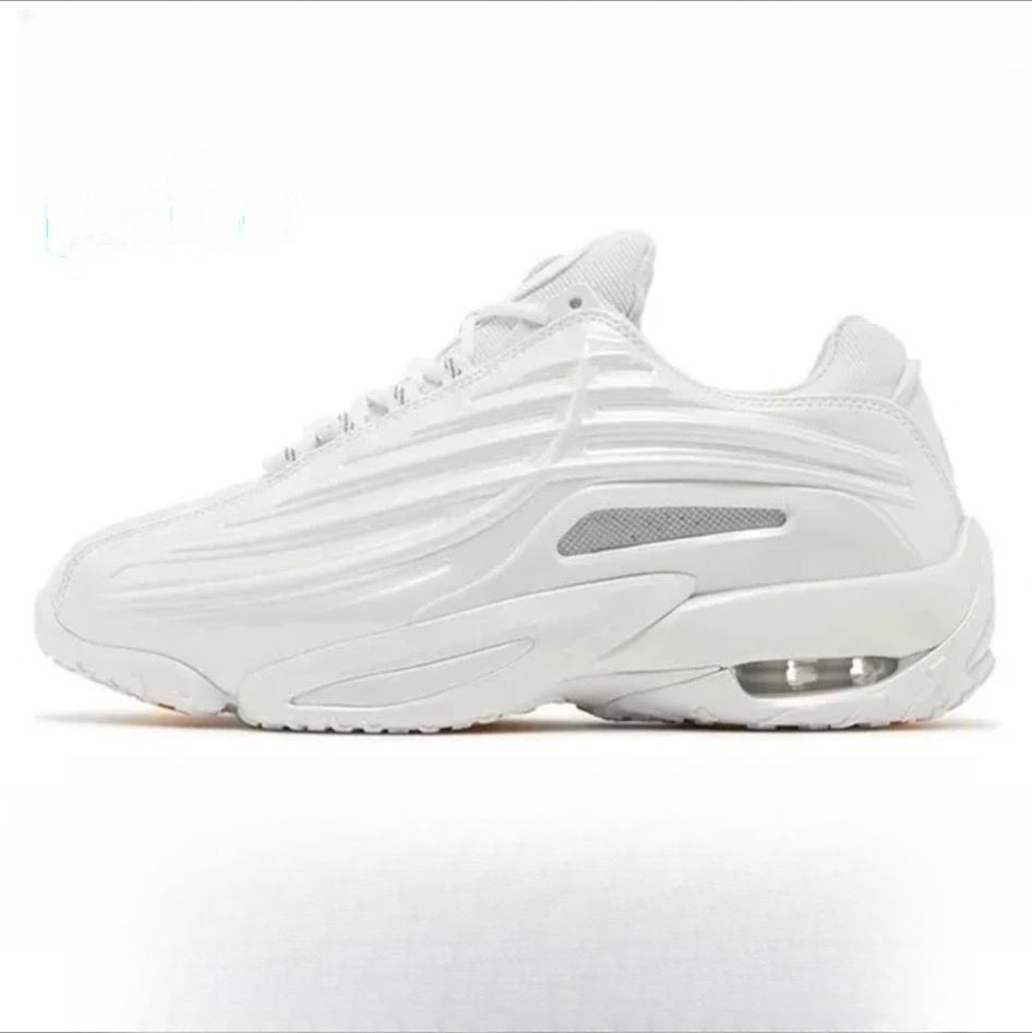 Best Selling Nike Air Max 90: Unveiling the Classic Sneakers of Today