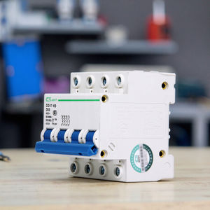 DZ47 63 6A <span class=keywords><strong>10A</strong></span> 16A 20A 32A 40A 50A 63A MCB переключатель 1 2 3 4 P биполярный <span class=keywords><strong>Dc</strong></span> Электрический микро мини-выключатель - Product Image 3