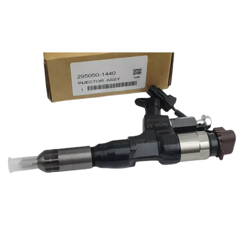 High Quality Diesel Fuel Injection Nozzle 295050-1440 Common Rail Injector 23670-E0570 For HINO J08E