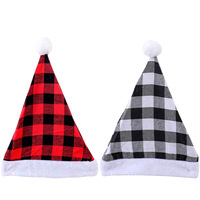 Chapeau de Père Noël du Nouvel An en gros bon marché Motif de grille à carreaux décoratifs de Noël Chapeaux de Père Noël à carreaux rouges et noirs
