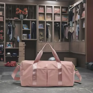 대용량 나일론 체육관 가방 지퍼 클로저 세련된 크로스바디 스포츠 토트 경량 기내 여행 더플 - Product Image 4