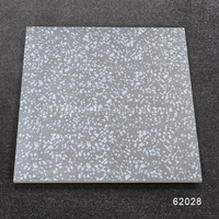 Carreaux de sol de haute qualité, mats, antidérapants, de style antique, 600x600, idéaux pour les salons, les balcons, les magasins et les restaurants.