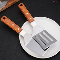 Pelle à frire en acier inoxydable avec manche en bois Spatule de cuisson Teppanyaki Ustensile de barbecue à dessus plat