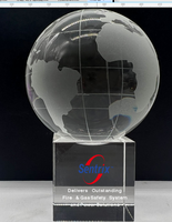 Globe/Boule de cristal transparente rotative personnalisée avec carte du monde, souvenir décoratif de bureau, cadeaux d'affaires, récompense - Vente chaude