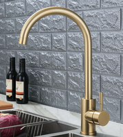 Robinet de cuisine contemporain à poignée unique en laiton brossé, avec cartouche céramique, installation monotrou sur plan pour eau chaude/froide
