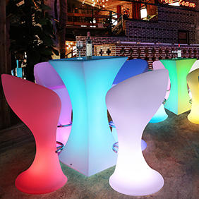 LED Cantina Iluminada Bar Mesa y Silla para Casino Entretenimiento (Tp117) - Product Image 4