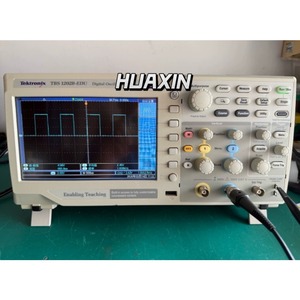 ออสซิลโลสโคปดิจิตอล Tektronix TBS1202B-EDU 2 ช่องสัญญาณ 200 MHz 2GS/s H - Product Image 3
