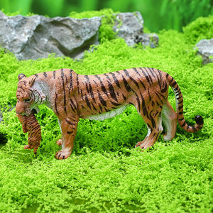 Modèles de faune sauvage simulée transfrontaliers, en PVC rouge et blanc, tigre adulte femelle portant son jeune, éducatif, maternité, cognition - Product Image 4