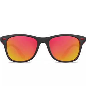 Lunettes <span class=keywords><strong>de</strong></span> <span class=keywords><strong>soleil</strong></span> polarisées UV400 2026 <span class=keywords><strong>beige</strong></span>/blanc avec monture en PC, embouts en silicone et charnière décorative en métal, verres miroir - Product Image 4