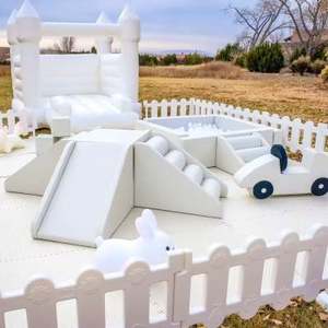 Équipement de fête de château de jeu doux intérieur et extérieur Customs White Kids soft play pastel soft play - Product Image 1