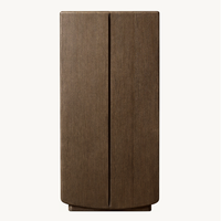 Cabinet Dalia de présence architecturale fabriquée à la main en chêne blanc américain richement grainé de conception belge OEM Sassanid