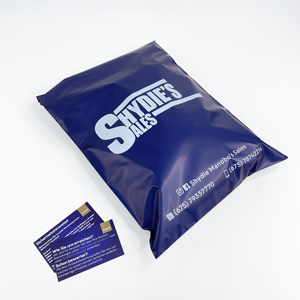 Bolsas de polietileno azul marino al por mayor, sobres de polietileno resistentes a desgarros con impresión de marca personalizada y autosellables para envío de cosméticos - Product Image 2