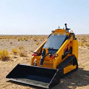 Mini-chargeuse compacte sur chenilles T750 à haut débit, capacité de charge 500 kg, avec attache hydraulique <span class=keywords><strong>Pioneer</strong></span>, moteur Kubota trois cylindres - Product Image 2