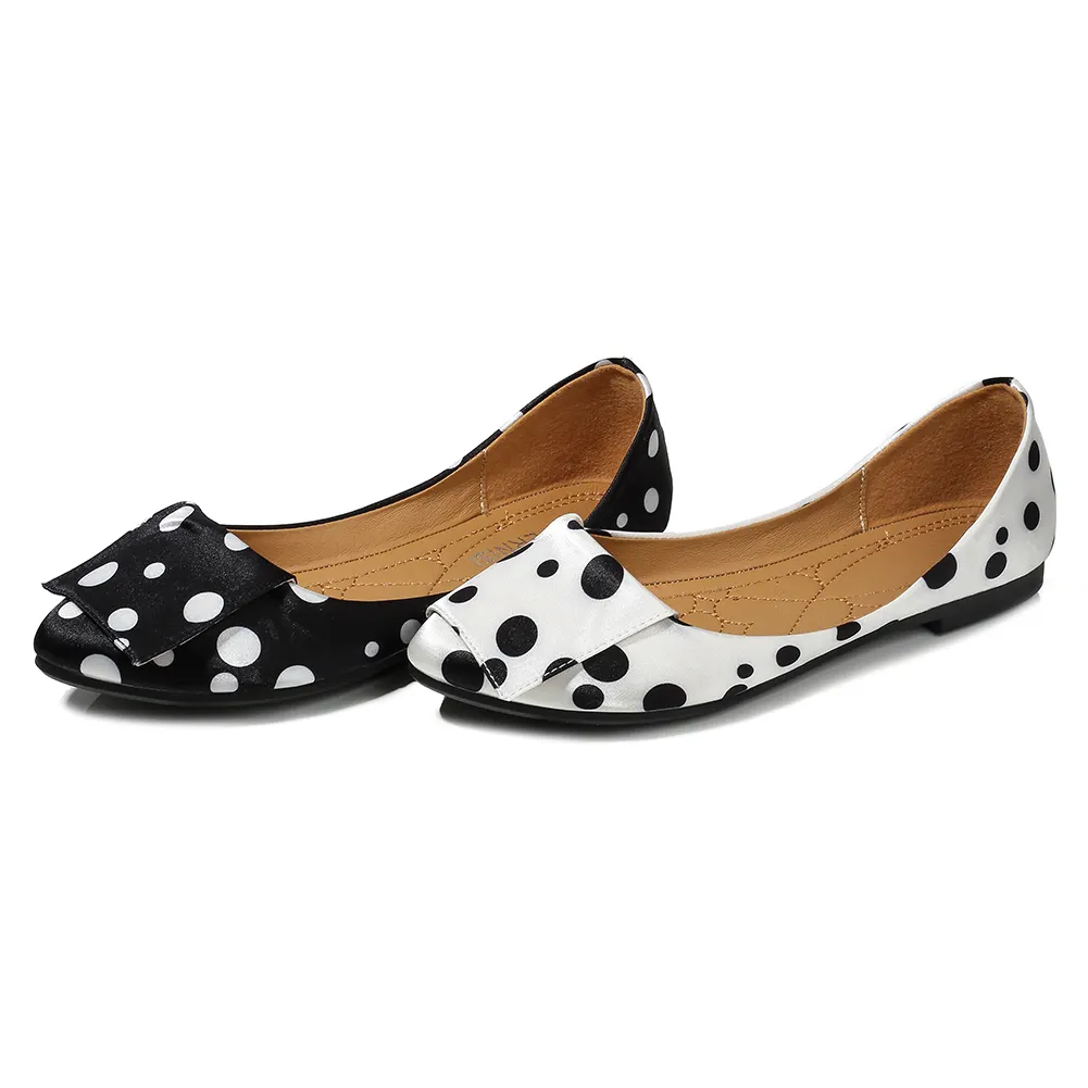 2022 factory direct sale fashionable sexy ladies flat shoes characteristic spotted women shoes