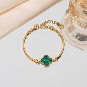 Women's Double-sided Four-leaf Clover Bracelet Stainless Steel Links Gold-color Plating <strong>Fashion</strong> <strong>Accessory</strong> Adjustable Opening - Product Image 6