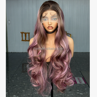 Perruque Lace Front Synthétique Effet Soie 32 Pouces Ondulée 13x4 Transparente Sans Colle Ligne de Cheveux Naturelle Résistante à la Chaleur