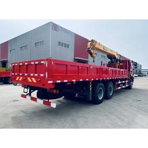 Auto montierter hydraulischer LKW-Kran mit geradem Arm 12-Tonnen-Kran 8,5-Meter-Frachtkasten zum Heben und Ziehen von Fracht bevorzugt - Product Image 3