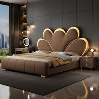 Lit plateforme moderne, luxueux, durable et élégant, capitonné en similicuir souple, en bois de pin massif, avec coffre de rangement, disponible en tailles King et Queen, assemblé.