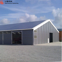 Bâtiment d'élevage préfabriqué en acier à structure ouverte à faible coût pour régions tropicales – Abri pour bovins, vaches et moutons