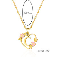 Collier Pendentif Cœur Romantique 26 Lettres Anglaises, Fleurs Roses Mignonnes, Feuilles Dorées Creuses, Idéal pour Cadeau Bijou