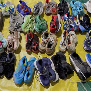 Zapatos de segunda mano baratos zapatos usados de marca en pacas para la venta en China - Product Image 1