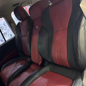 Sedili Captain di Lusso Personalizzati per Toyota Land Cruiser, Colori e Motivi su Misura per Toyota LC200 LC300 LC150 LC250 LX570 LX600 - Product Image 6