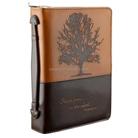 Couverture de Bible rigide en cuir PU bicolore format A5 avec motif floral en relief, idéale pour un cadeau