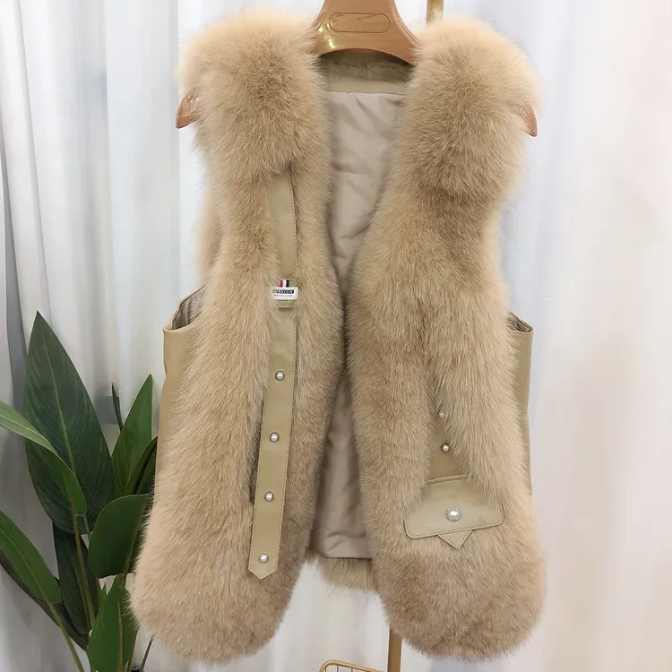 Top Quality Luxury Winter Warm Sleeveless Fur coat Custom Elegant Real fox Fur Vests with Sheepskin Women Fluffy